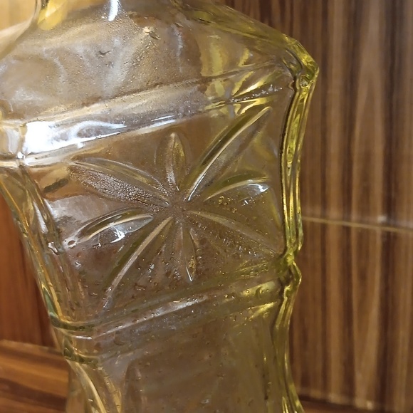 Vintage 1970s glass liquor decanter Bourbon Supreme bottle with glass lid - Picture 2 of 4